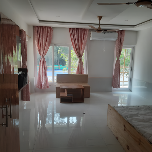 deluxe_bedroom4_1